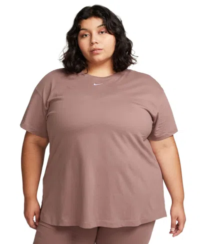Nike Plus Size Active Sportswear Essential Women's Logo T-shirt In Smokey Mauve