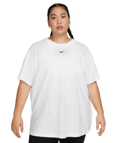 NIKE PLUS SIZE ACTIVE SPORTSWEAR ESSENTIAL WOMEN'S LOGO T-SHIRT