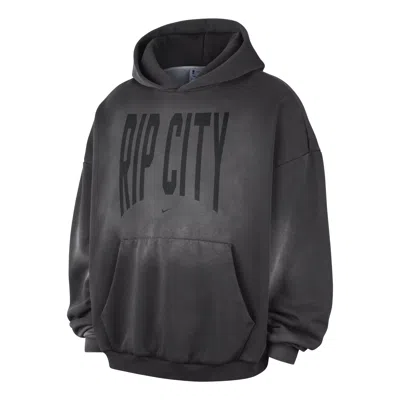 Nike Portland Trail Blazers Standard Issue Therma-fit Fleece Hoodie 'dark Charcoal White' In Gray