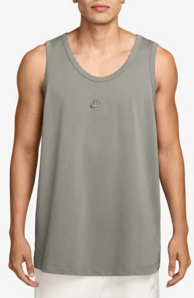Nike Premium Essentials Tank In Green