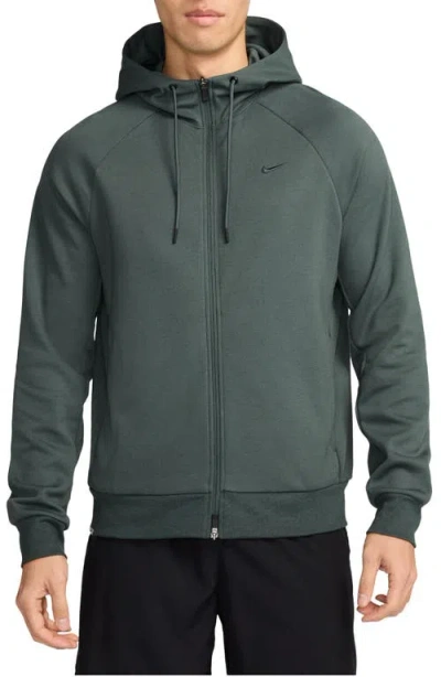 Nike Primary Dri-fit Full Zip Hoodie In Vintage Green/vintage Green