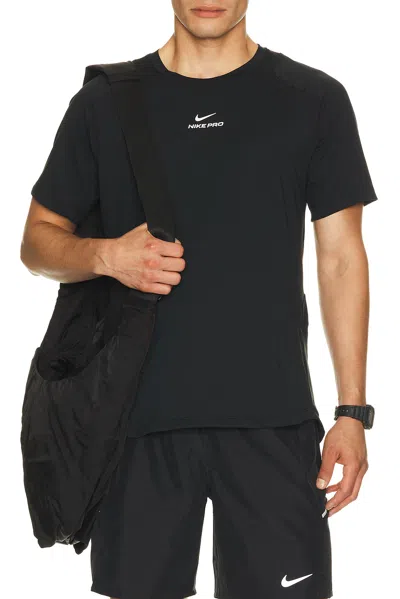 Nike Pro Training Dri-fit Advanced Short-sleeve Top In Black