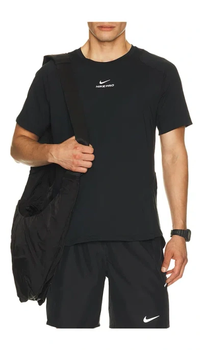 Nike Pro Training Dri-fit Advanced Short-sleeve Top In Black