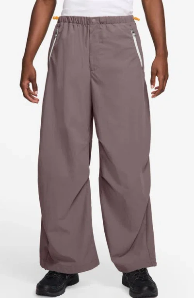 Nike Project F.r.o.g. Parachute Pants In Gray
