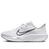 Nike Quest 6 Sneakers In White And Black