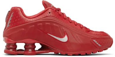Nike Red Shox R4 Sneakers In Burgundy
