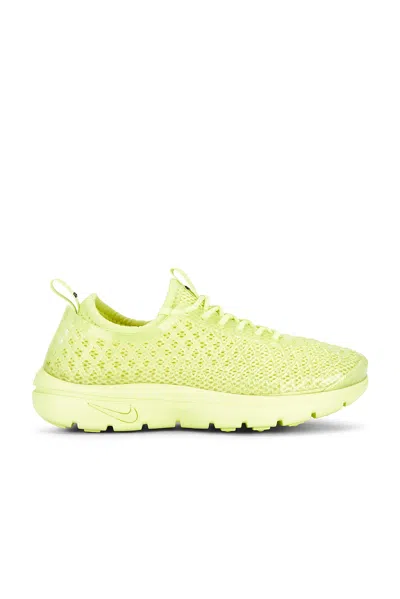 Nike Rejuven8 Og Sp Jel Sneaker In Green