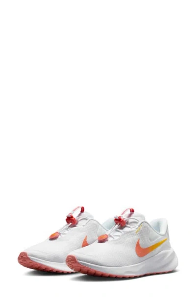 Nike Revolution 7 Road Running Shoe In White