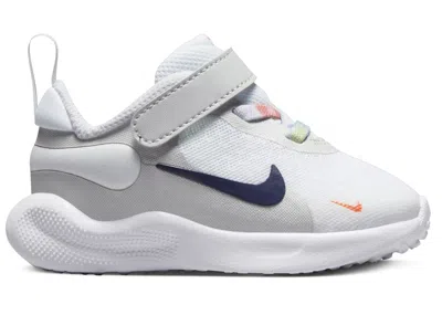 Pre-owned Nike Revolution 7 Se Midnight Navy Sneakers In White/photon Dust/vapor Green