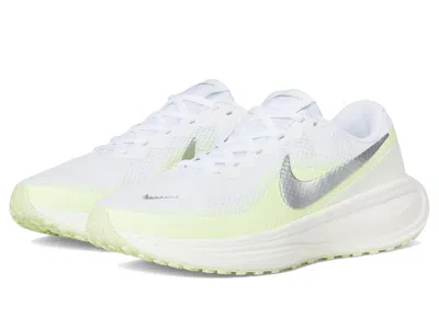 Nike Revolution 8 In Multi