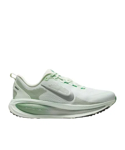 Nike Road Running Shoes In Gray