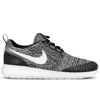 Nike Roshe One Flyknit Sneakers