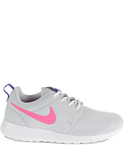 Nike Roshe One "pure Platinum/laser Pink" Sneakers In Gray