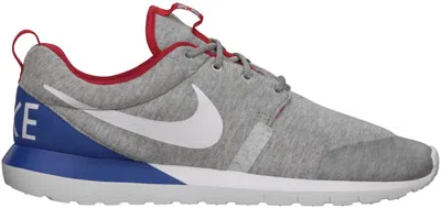 Pre-owned Nike Roshe Run Great Britain Sneakers In Grey Heather/white/university Red