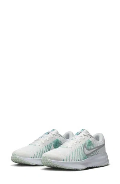Nike Run Defy Running Shoe In Animal Print