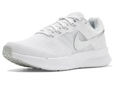 NIKE RUN SWIFT 3