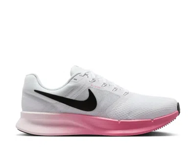 Nike Run Swift 3 Running Shoe In Pink