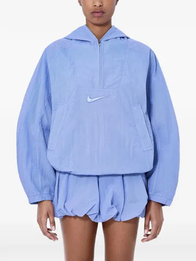Nike Runway Lightweight Jacket In Blue
