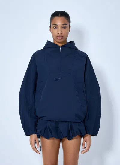 Nike Runway Lightweight Jacket In Blue