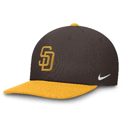 Nike San Diego Padres Evergreen Pro  Men's Dri-fit Mlb Adjustable Hat In Brown