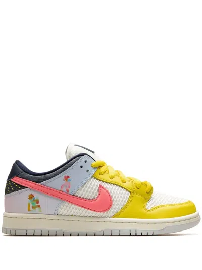 Nike Sb Dunk Low "be True" Sneakers In White