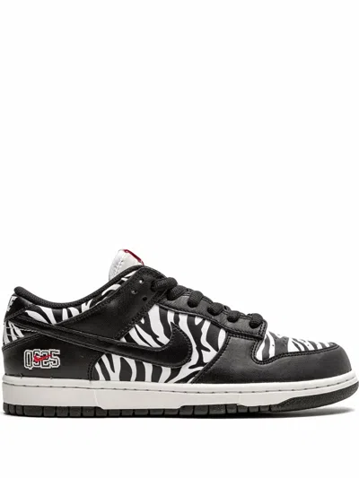 Nike X Quartersnacks Dunk Low Sb Og Sneakers In White