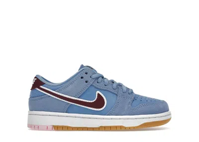 Pre-owned Nike Sb Dunk Low Philadelphia Phillies Sneakers In Valor Blue/team Maroon/white