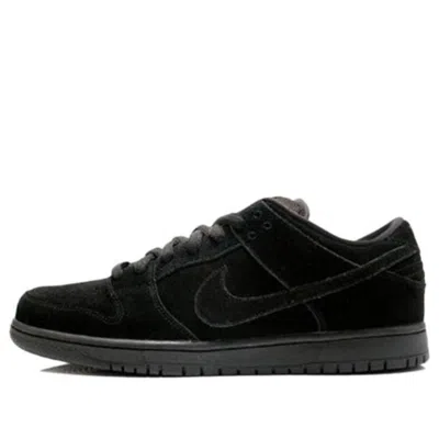 Nike Sb Dunk Low Pro 'blackout'