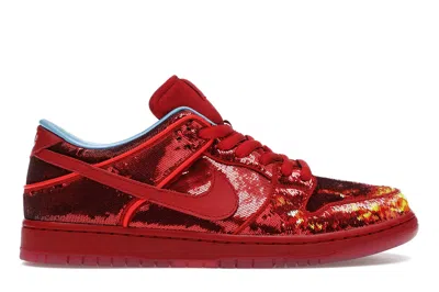 Pre-owned Nike Sb Dunk Low The Wizard Of oz Ruby Red Slipper (golden Ticket) In Gym Red/university Red/multi