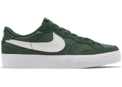 Pre-owned Nike Sb Pogo Plus Premium (women's) Sneakers In Gorge Green/white