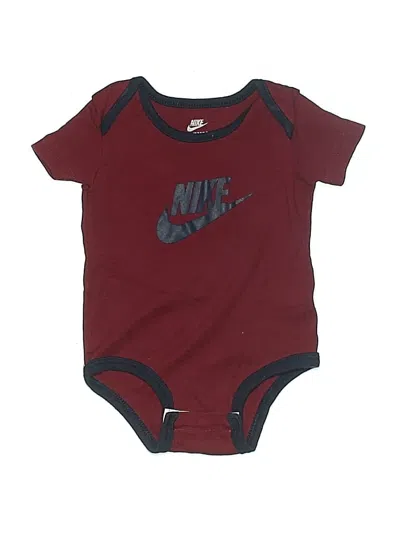 Pre-owned Nike Babies' Short Sleeve Onesie In Burgundy
