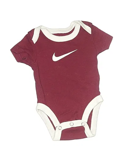 Pre-owned Nike Babies' Short Sleeve Onesie In Burgundy