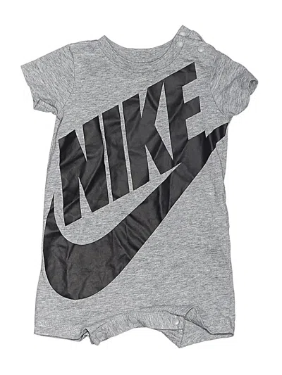 Pre-owned Nike Babies' Short Sleeve Onesie In Gray