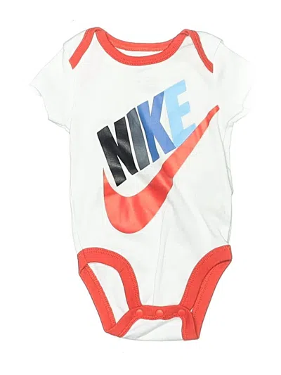 Pre-owned Nike Babies' Short Sleeve Onesie In White