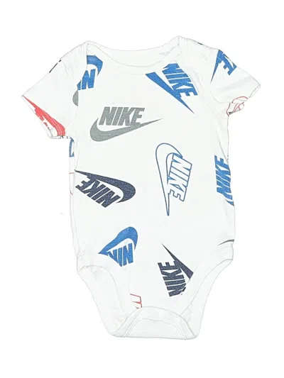 Pre-owned Nike Babies' Short Sleeve Onesie In White