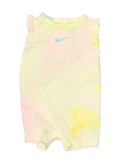 Pre-owned Nike Babies' Short Sleeve Onesie In Yellow