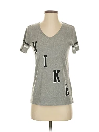 Pre-owned Nike Short Sleeve T-shirt In Gray
