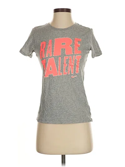 Pre-owned Nike Short Sleeve T-shirt In Gray