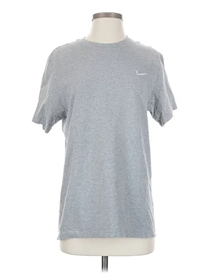 Pre-owned Nike Short Sleeve T-shirt In Gray