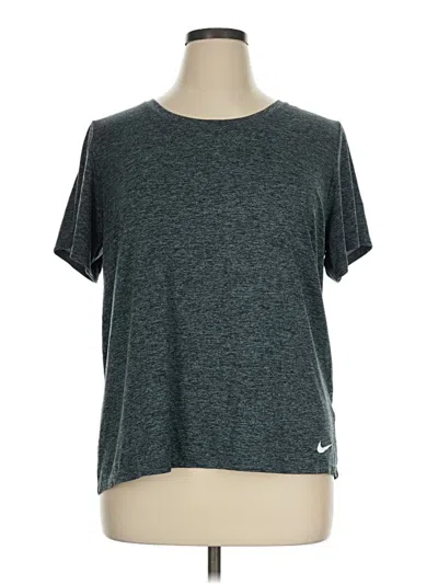 Pre-owned Nike Short Sleeve T-shirt In Gray