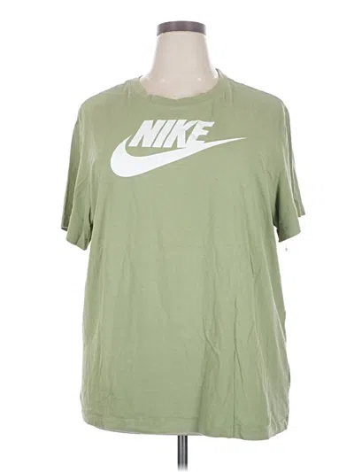 Pre-owned Nike Short Sleeve T-shirt In Green