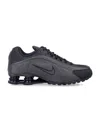 Nike Shox R4 In Black