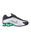 Nike Shox R4 Sneakers In White