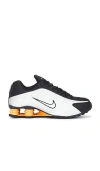 Nike Shox R4 Sneaker In Black  Vast Grey  & Bright Mandarin