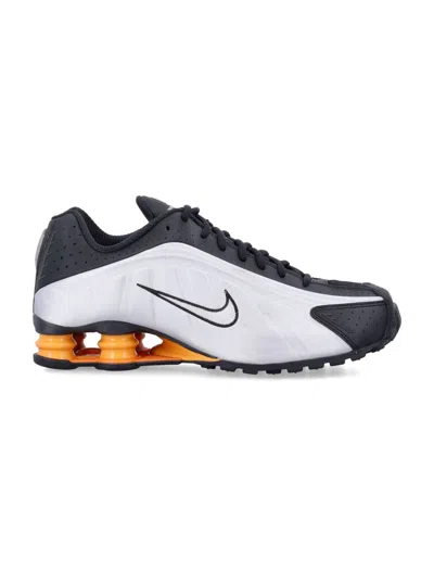 NIKE NIKE SHOX R4