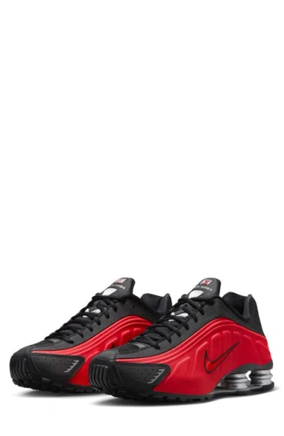 NIKE NIKE SHOX R4 SNEAKER