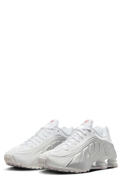 Nike Shox R4 Sneakers White In Multicolor