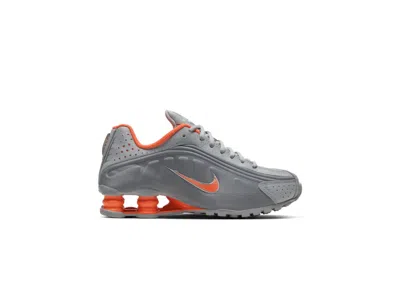 Pre-owned Nike Shox R4 Sneakers In Light Smoke Grey/particle Grey/metallic Silver In Multi