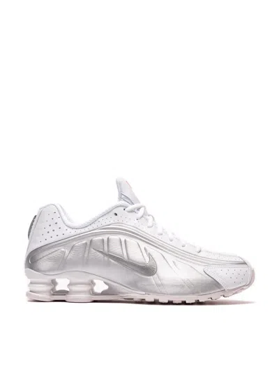 NIKE NIKE SHOX R4 SNEAKERS