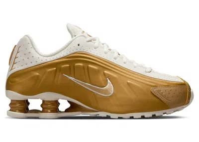 Pre-owned Nike Shox R4 (women's) Sneakers In Soft Pearl/metallic Gold